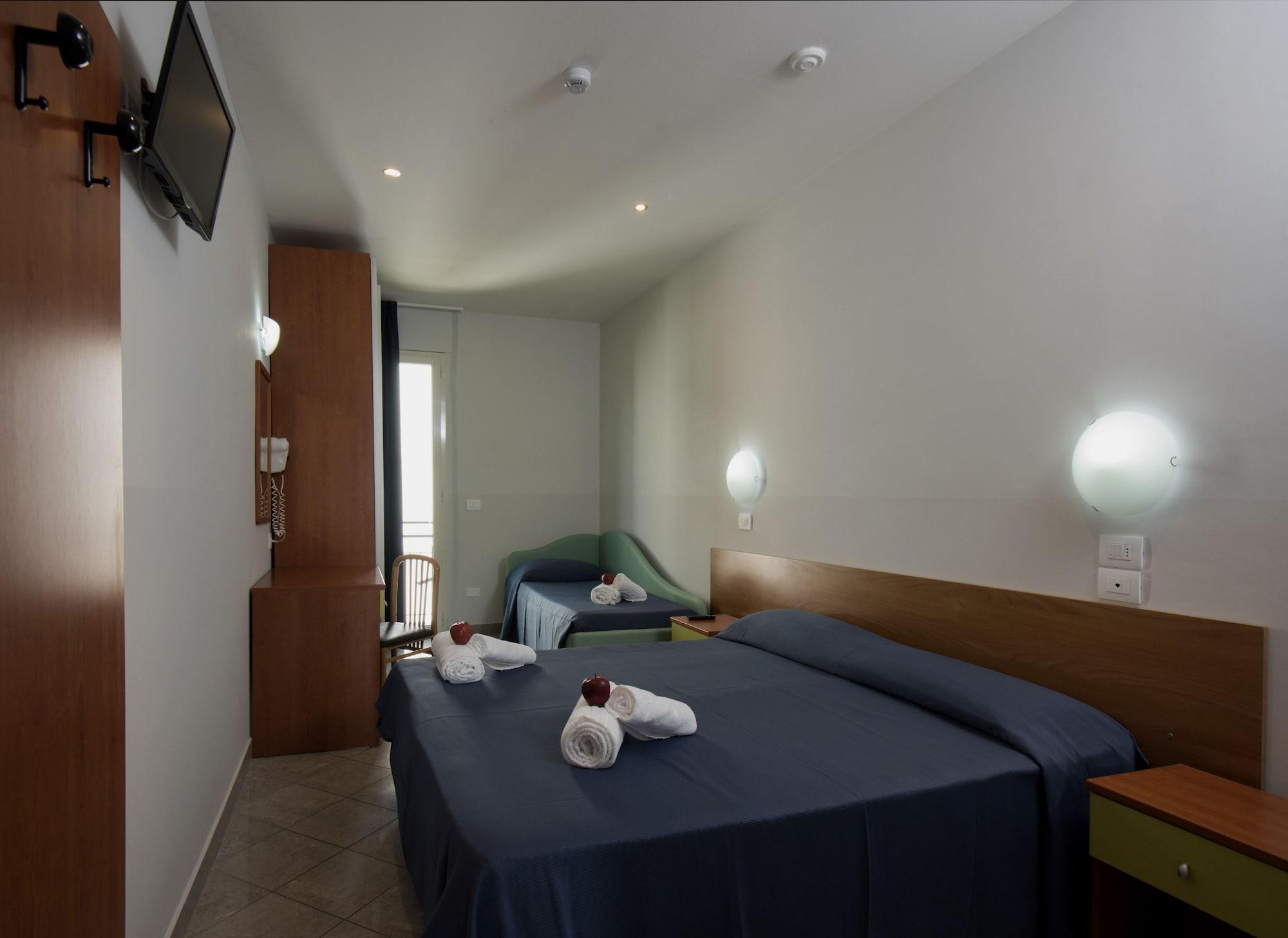 Hotel Scarlet Ρίμινι Εξωτερικό φωτογραφία